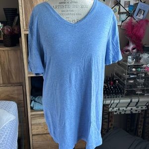 H&M V-Neck T-shirt - Medium